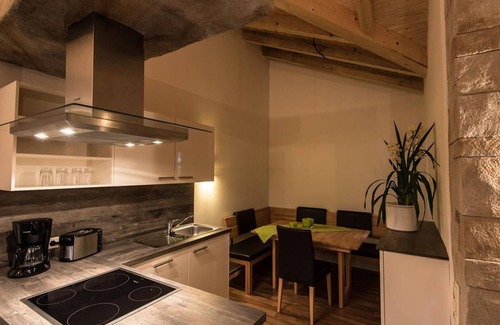 Kindenheim Apartamento | Holiday apartment "Olea" - "Living in the garden of the senses"