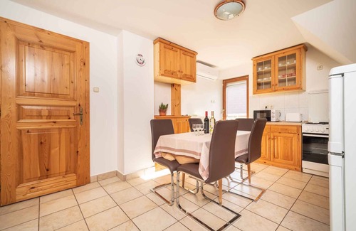 Keszthely Apartamento | Apartamento vacacional a solo 200 metros de la playa