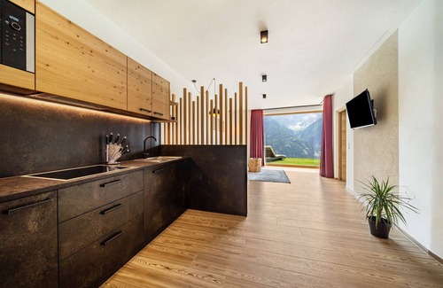 Lasa Apartamento | Apartamento vacacional "Paflur Lodges Abendrot" con vistas a la montaña, terraza privada y Wi-Fi