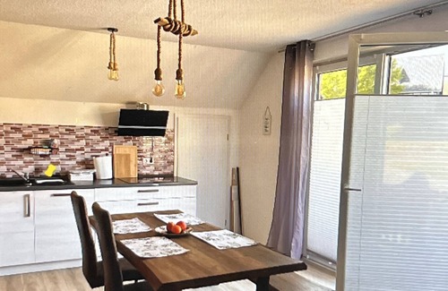 Eicherscheid Apartamento | Apartamento vacacional "Plätzchen Am Krebsberg" con balcón y Wi-Fi
