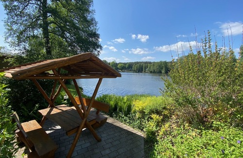 Motzen Apartamento | Holiday apartment "Seewohnung" in a holiday home - directly on the lake
