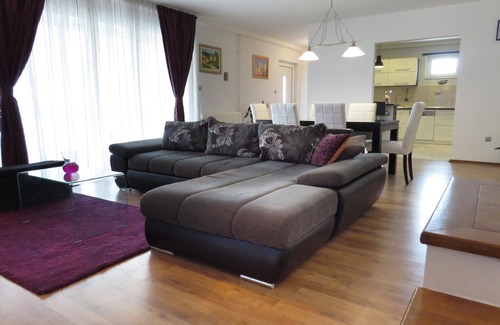 Srinjine Apartamento | Apartamento de vacaciones Srinjine para 1 - 8 personas con 3 dormitorios - Casa adosada