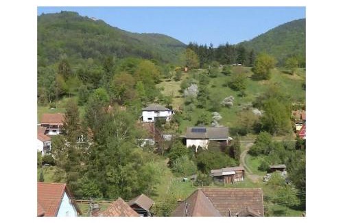 Dernbach Apartamento | Holiday apartment Uhu in the house on linden tree