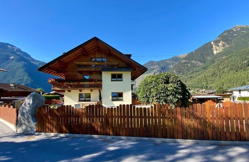Umhausen Apartamento | Apartamento de vacaciones Umhausen para 1 - 9 personas con 4 dormitorios - Apartamento en casa unifa