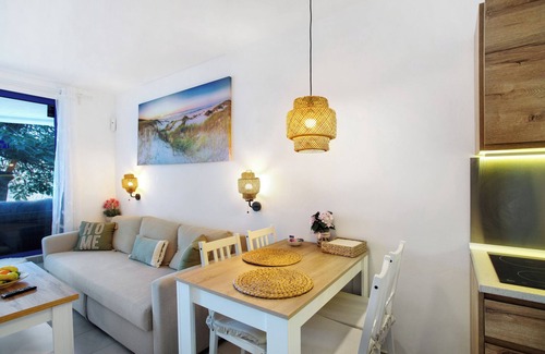 Taurito Apartamento | Apartamento de vacaciones 'Views Of Sunsets' con vistas al mar, piscina compartida y Wi-Fi