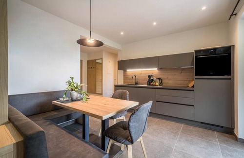 Tesimo Apartamento | Apartamento vacacional "Wiesgut Jonagold" con vistas a la montaña, terraza privada y Wi-Fi