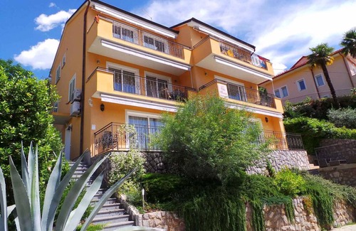 Icici Apartamento | Holiday apartment with sea view