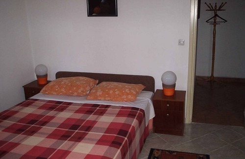 Opric Apartamento | Holiday apartment with air conditioning and barbecue