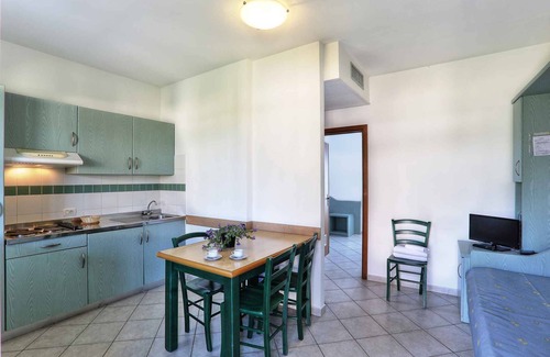 Marina di Cecina Condominio | Holiday apartment with air conditioning and outdoor pool