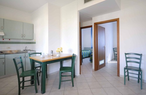 Marina di Cecina Condominio | Holiday apartment with air conditioning and outdoor pool