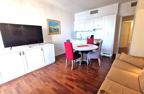 Meina Apartamento | Apartamento vacacional con aire acondicionado y WiFi