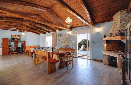 Kanfanar Apartamento | Apartamento vacacional con piscina exterior y 2 cocinas