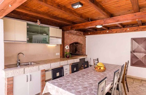Povile Apartamento | Apartamento vacacional con wifi y aire acondicionado
