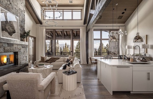 Spanish Peaks Casa | Luxury Townhome with Private Hot Tub! Shuffleboard! Pool Table! Darts! Firepit!