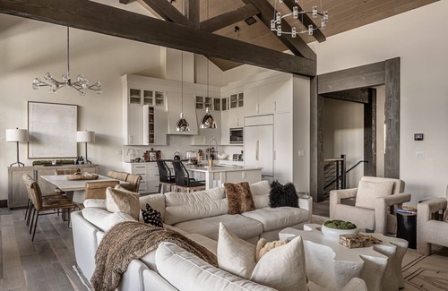 Spanish Peaks Casa | Luxury Townhome with Private Hot Tub! Shuffleboard! Pool Table! Darts! Firepit!