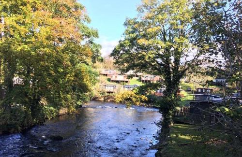 Bont Newydd Chalet De Esquí | Holiday Cabin Sleeps 5 Glan Gwna Holiday Park