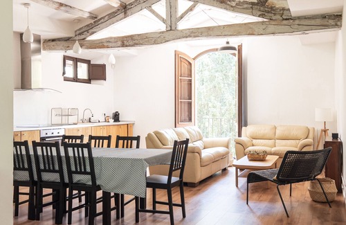 Sant Hilari Sacalm Cabaña | Casa Rural con Piscina en Sant Hilari Sacalm – Masoveria del Castell de Villavecchia
