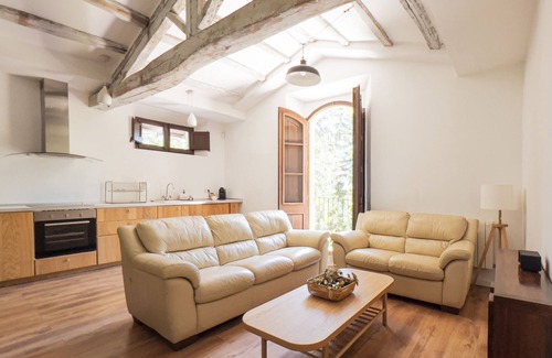 Sant Hilari Sacalm Cabaña | Casa Rural con Piscina en Sant Hilari Sacalm – Masoveria del Castell de Villavecchia
