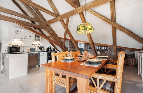 Schirgiswalde-Kirschau Apartamento | Apartamento vacacional 'Haus Madlen' con vistas a la montaña y Wi-Fi