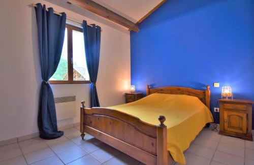 Blanquefort-sur-Briolance Casa | Holiday Home Au Cayroux by Interhome