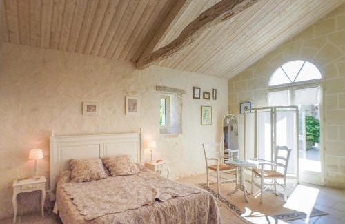 Saint-Laurent-de-la-Salle Casa | Holiday Home Saint-Laurent Pool & Garden, cleaning included