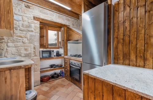 Els Omells De Na Gaia Casa | Casa de vacaciones 'Casanellas' con vistas a la montaña, jardín privado y Wi-Fi
