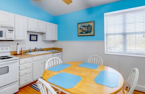 Holiday Harbor Apartamento | Holiday Harbor Marina Apartment with boat slip!