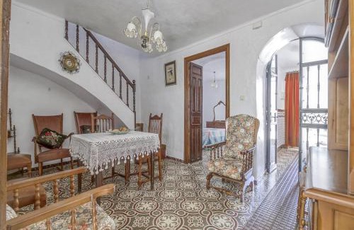 Villanueva de San Juan Casa | Holiday Home in Villanueva near El Terril Peak, cleaning included