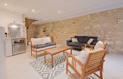 Brantome-en-Perigord Casa | Casa de vacaciones 'Gîte D'ici Et D'ailleurs' con Wi-Fi
