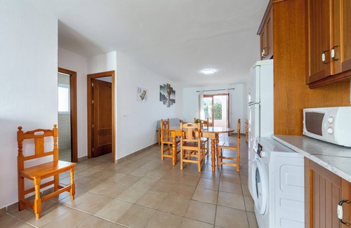 El Pozo de los Frailes Casa | Casa de vacaciones 'Noria 1' con vistas a la montaña, terraza privada y aire acondicionado