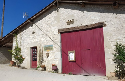 Razac-de-Saussignac Casa | Casa de vacaciones 'Le Gite Du Vigneron' con terraza privada, jardín privado y Wi-Fi