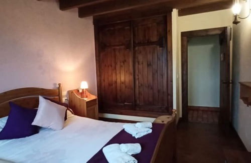 Cuadrovena Cabaña | Alojamiento entero, cerca de Cangas de Onís con vistas a los Picos de Europa