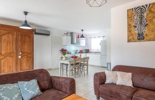 Laudun Casa | Holiday Home A la porte d'Avignon by Interhome
