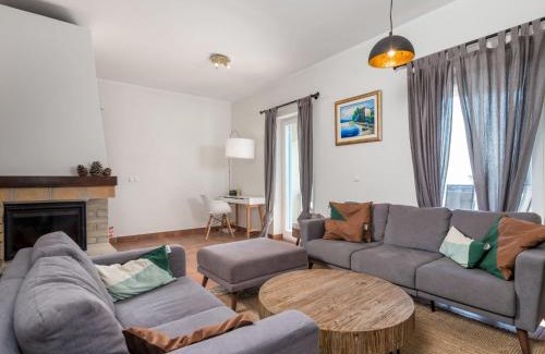 Martina Casa | Holiday Home Albertina-2 by Interhome