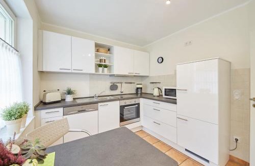 Niederhelden Casa | Holiday Home Am Golf- und Reitpark by Interhome