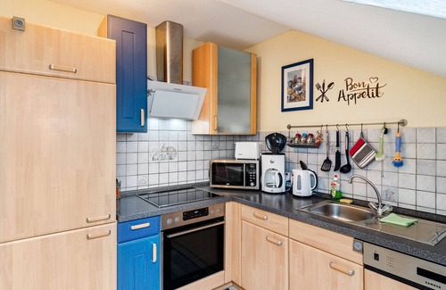 Mengershausen Casa | Casa de vacaciones 'Am Rehwinkel' con balcón y Wi-Fi