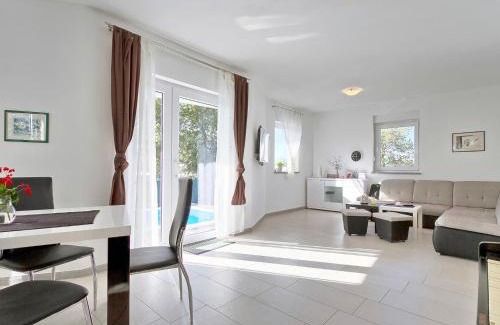 Orbanici Casa | Holiday Home Amber by Interhome