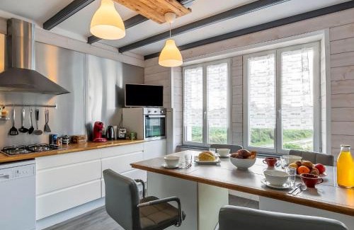 Locquirec Casa | Holiday Home An Neizh by Interhome
