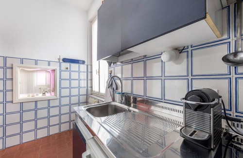 Bogliaco Apartamento | Casa de vacaciones 'Appartamento 303' con piscina compartida y jardín compartido