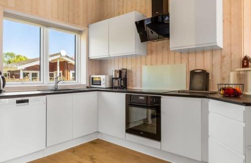 Mommark Strand Casa | Holiday Home Ariadne - 400m from the sea by Interhome