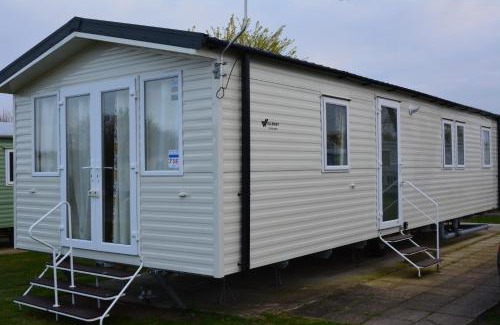 Great Yarmouth Casa | Holiday Home at Cherry Tree Holiday Park 738