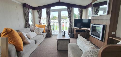 St Leonards-On-Sea Casa | Holiday Home at Combe Haven, St Leonards, Hastings