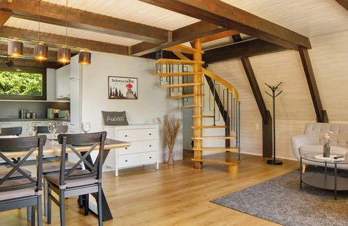 Schramberg Casa | Casa de vacaciones 'Auszeit' con terraza privada, jardín privado y Wi-Fi