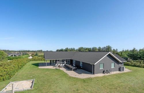 Nr. Lyngby Strand Casa | Holiday Home Berenika - 500m from the sea by Interhome