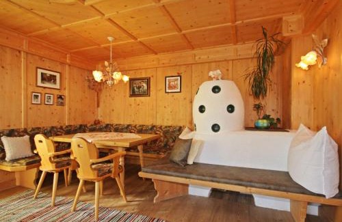 Runhof Casa | Holiday Home Berghof Reich by Interhome