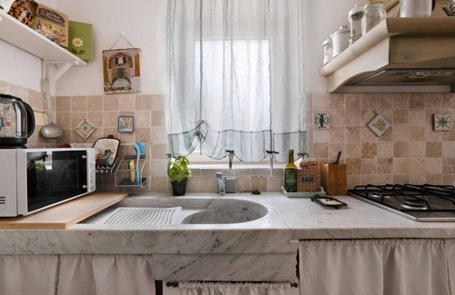 Sarzana Villa | Casa Vacaciones 'Entre 5 Terre y Versilia' con Jardín Compartido, Wi-Fi y Aire Acondicionado