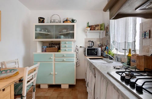 Sarzana Villa | Casa Vacaciones 'Entre 5 Terre y Versilia' con Jardín Compartido, Wi-Fi y Aire Acondicionado