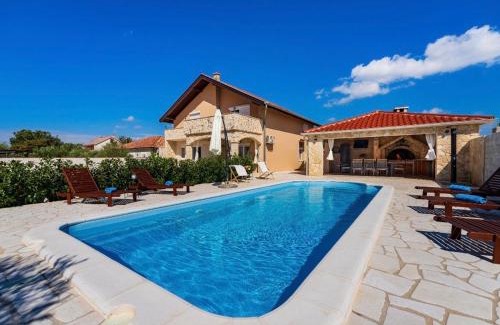 Cista Velika Casa | Holiday home Bevanda