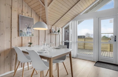 Falen Casa | Holiday home Blomstervænget Hemmet Denm