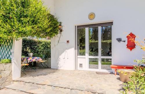 Lisanza Casa | Holiday Home Bruna by Interhome
